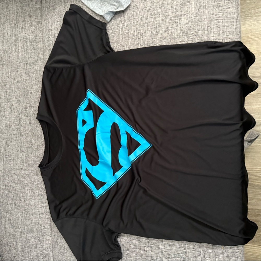Black Superman Logo T-Shirt